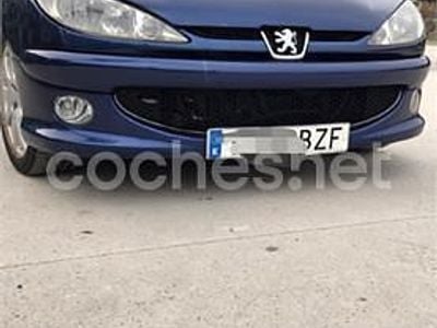 Usado Peugeot 206 GTi 138 CV (101 kW) 2002 Azul Berlina