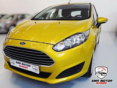 Amarillo Usado 2015 Ford Fiesta Trend Utilitario | 10.990 € (Un poco caro)