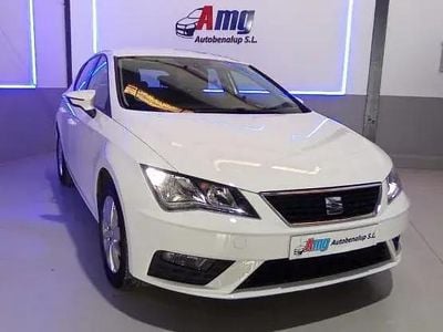Usado Seat Leon Ecomotive 116 CV (85 kW) 2019 Blanco Utilitario