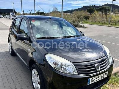 Usado Dacia Sandero 75 CV (55 kW) 2012 Negro Berlina