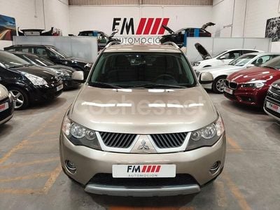 Gris / plata Usado 2008 Mitsubishi Outlander Intense SUV | 7499 € (Precio justo)