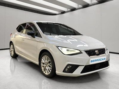 Usado Seat Ibiza FR 115 CV (84 kW) 2025 Blanco Utilitario
