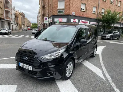 Usado Ford Tourneo Connect Titanium 120 CV (88 kW) 2019 Negro Monovolumen