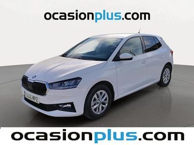 Usado Skoda Fabia Selection 95 CV (69 kW) 2024 Blanco Utilitario