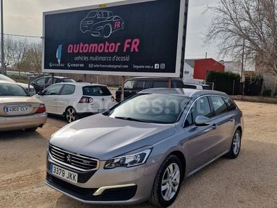 Usado Peugeot 508 SW Active 120 CV (88 kW) 2015 Gris / plata Familiar