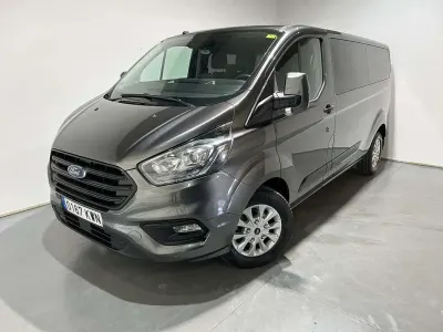 Usado Ford Transit Custom Trend 131 CV (96 kW) 2019 Burdeos Familiar