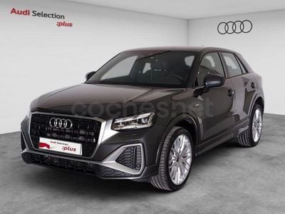 Usado Audi Q2 Ambiente 150 CV (110 kW) 2025 Gris / plata SUV