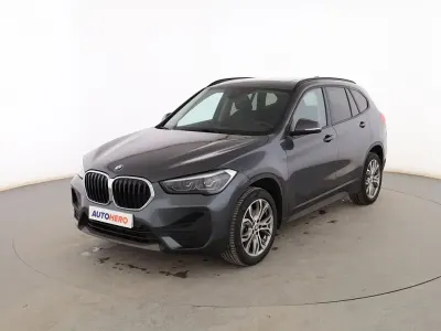 Usado BMW X1 Advantage 140 CV (102 kW) 2021 Gris SUV