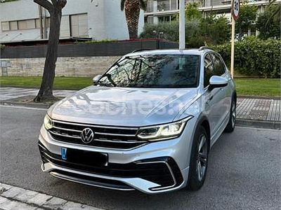 Usado VW Tiguan R-line 150 CV (110 kW) 2021 Gris / plata SUV