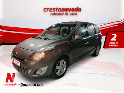 Usado Renault Scenic E-Tech Dynamique 131 CV (96 kW) 2011 Gris / plata