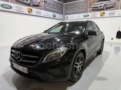 Mercedes GLA220