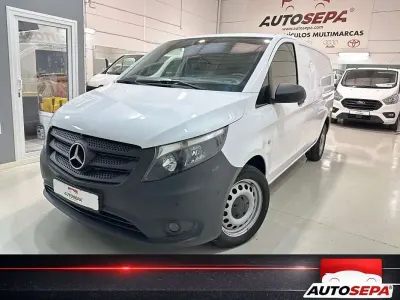 Usado Mercedes Vito 136 CV (100 kW) 2021 Blanco Van