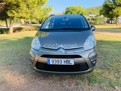 Usado Citroën Grand C4 Picasso 120 CV (88 kW) 2011 Beige Monovolumen