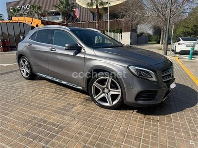 Usado Mercedes GLA200 136 CV (100 kW) 2017 Gris / plata SUV