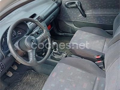 Usado Opel Corsa Eco 54 CV (39 kW) 1998 Gris / plata Utilitario