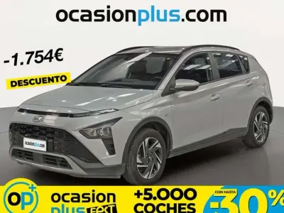Usado Hyundai Bayon 101 CV (74 kW) 2022 Plateado SUV