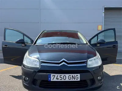Usado Citroën C4 92 CV (67 kW) 2009 Negro Berlina