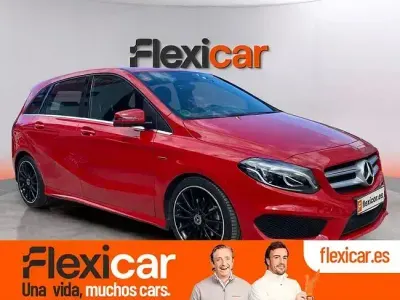 Usado Mercedes B200 136 CV (100 kW) 2019 Rojo Utilitario