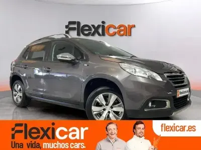 Usado Peugeot 2008 Style 110 CV (80 kW) 2016 Gris SUV