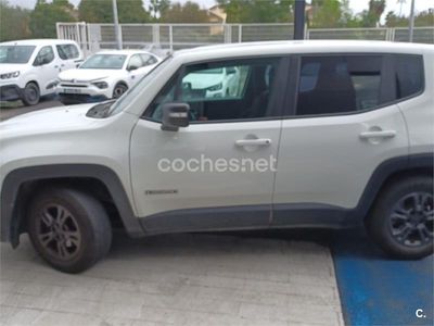 Usado Jeep Renegade Sport 120 CV (88 kW) 2022 Blanco SUV