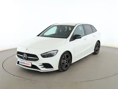 Usado Mercedes B200 AMG line 150 CV (110 kW) 2023 Blanco Utilitario