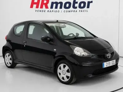 Usado Toyota Aygo 54 CV (39 kW) 2008 Utilitario