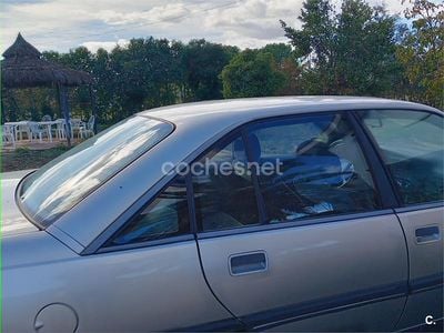 Beige Usado 1990 Opel Omega Berlina | 6200 €