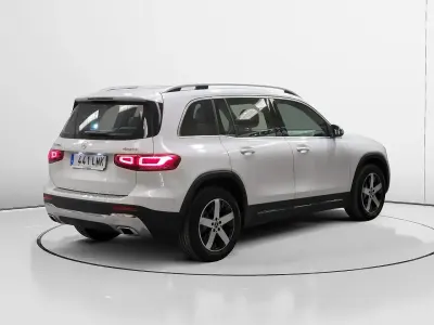 Usado Mercedes GLB200 150 CV (110 kW) 2021 Blanco SUV