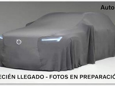 Negro Usado 2024 Volvo XC40 Core SUV | 35.900 € (Un poco caro)