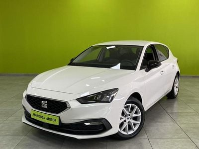 Usado Seat Leon Style 115 CV (84 kW) 2021 Blanco Berlina