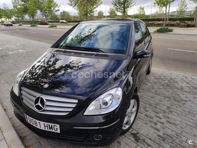 Mercedes B180