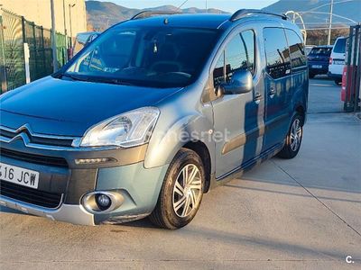 Usado Citroën Berlingo XTR 92 CV (67 kW) 2015 Azul Monovolumen