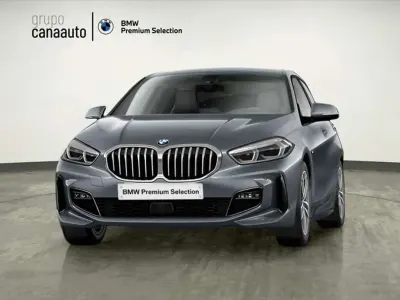 Usado BMW 118 Shadowline 136 CV (100 kW) 2022 Gris Utilitario