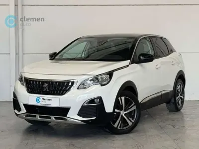 Usado Peugeot 3008 Access 131 CV (96 kW) 2018 Blanco SUV
