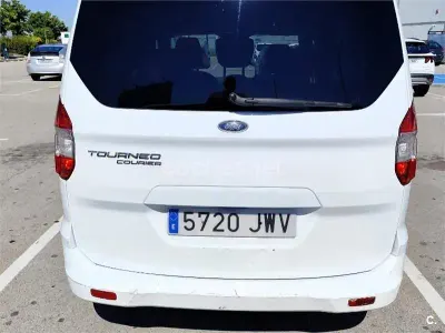 Usado Ford Tourneo Courier