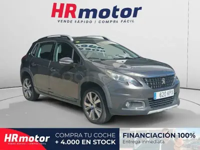 Usado Peugeot 2008 Allure 130 CV (95 kW) 2018 Gris / plata SUV