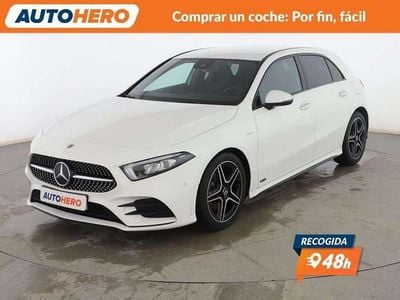 Begagnad Mercedes A180 Elegance 116 HK (85 kW) 2021 Vit Halvkombi