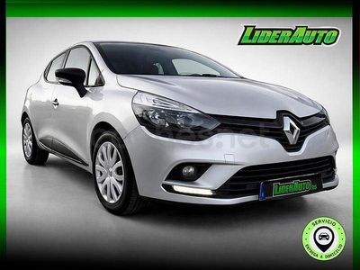 Usado Renault Clio IV Business 75 CV (55 kW) 2018 Gris / plata Berlina