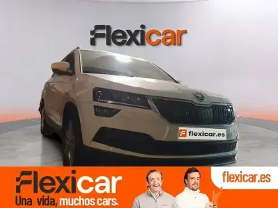 Begagnad Skoda Karoq Ambition 115 HK (84 kW) 2019 Vit SUV