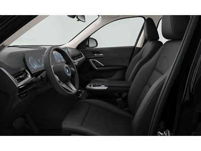 Usado 2024 BMW iX1 Luxury Line SUV | 35.900 € (Precio justo)