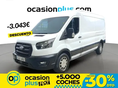 Usado Ford Transit Trend 130 CV (95 kW) 2023 Blanco Berlina