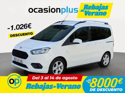 Usado Ford Tourneo Courier Trend 100 CV (73 kW) 2019 Blanco Monovolumen