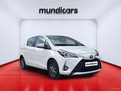 Usado Toyota Yaris Active 111 CV (81 kW) 2018 Blanco Berlina