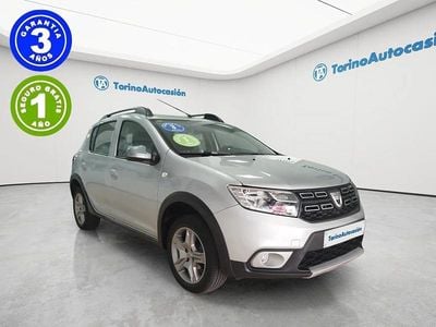 Usado Dacia Sandero Comfort 91 CV (66 kW) 2021 Gris