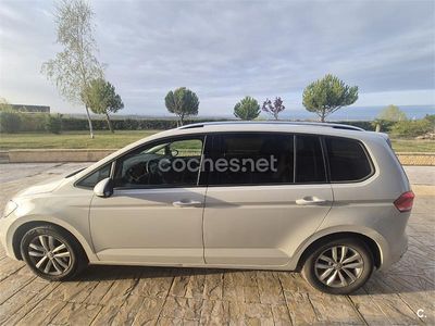 Usado VW Touran Advance 110 CV (80 kW) 2016 Blanco Monovolumen