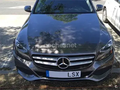 Usado Mercedes C200 Exclusive 136 CV (100 kW) 2017 Gris / plata Berlina