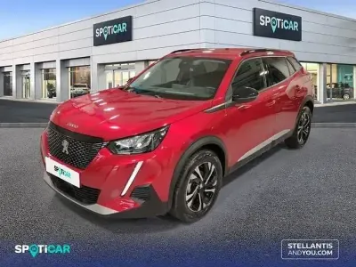 Usado Peugeot 2008 Allure 130 CV (95 kW) 2022 Rojo SUV