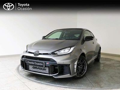 Gris Usado 2024 Toyota Yaris Berlina | 49.400 €