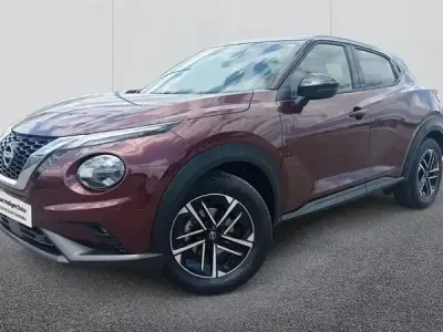 Usado Nissan Juke 114 CV (83 kW) 2025 Burgundy black SUV