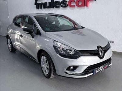 Usado Renault Clio IV Business 75 CV (55 kW) 2019 Plateado Utilitario